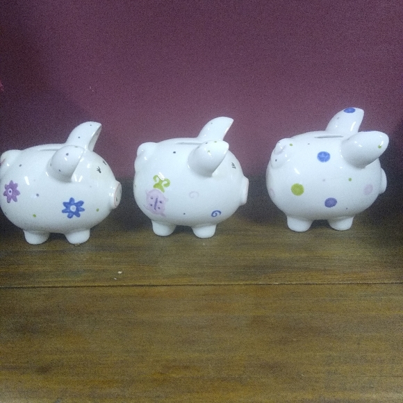 Piggy banks - Picture 2 of 2